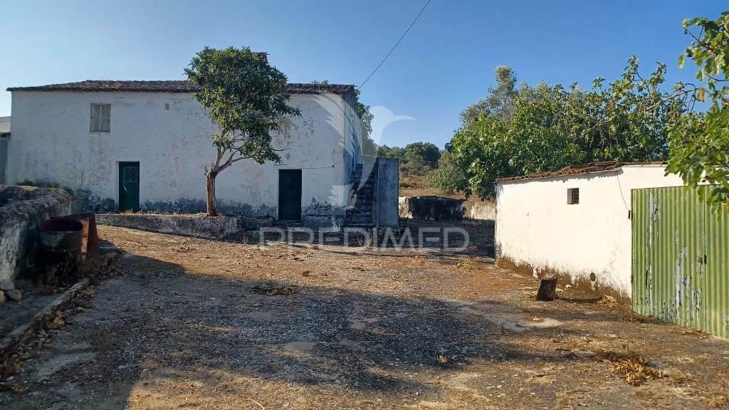 Quinta rural em zona calma e tranquila