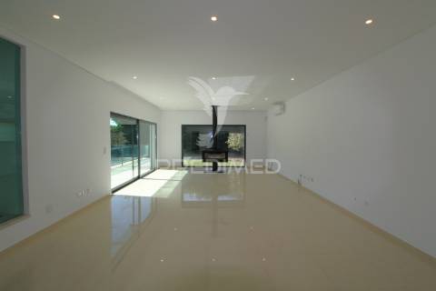 Moradia t4+1 em são francisco, alcochete