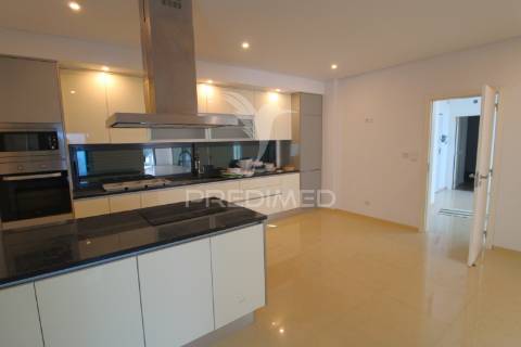 Moradia t4+1 em são francisco, alcochete