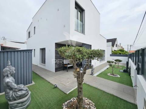 Moradia isolada t4 de 2017