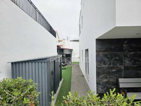 Moradia isolada t4 de 2017