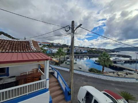 Casa tradicional com vista mar