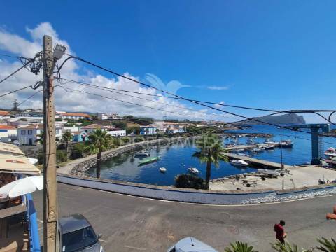Casa tradicional com vista mar