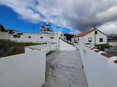 Casa tradicional com vista mar