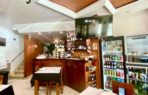 Restaurante em caldas da rainha, cozinha equipada, 80 lugares sentados