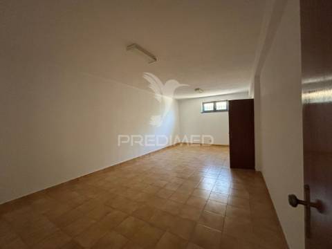 Moradia isolada cidade tomar