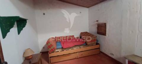 Casa antiga em montalvão, nisa