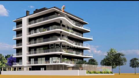 Terreno para construção de apartamentos de luxo em loulé com projeto