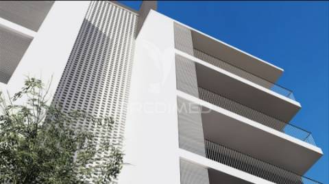 Terreno para construção de apartamentos de luxo em loulé com projeto