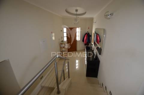 Moradia de luxo t5 no fabuloso golfe santo antónio resort