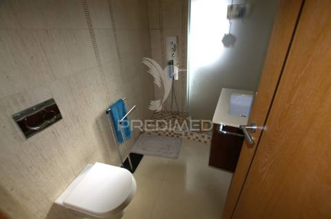 Moradia de luxo t5 no fabuloso golfe santo antónio resort