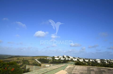 Moradia de luxo t5 no fabuloso golfe santo antónio resort