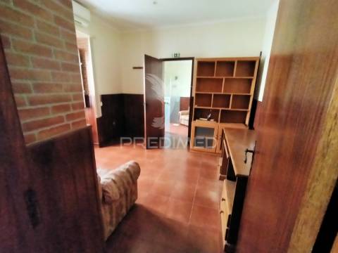 Armazém remodelado, perto do castelo de beja