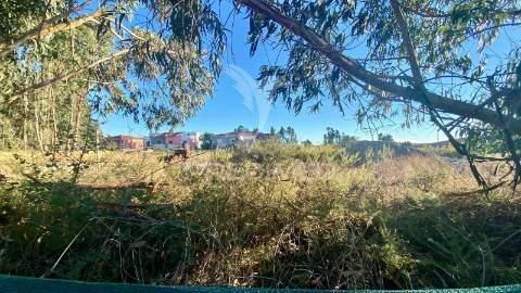 Lote de terreno para construção habitacional  em rio maior