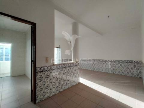 Apartamento/moradia t3+2