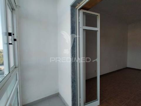 Apartamento/moradia t3+2