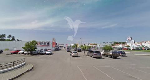 Loja open space na charneca de caparica