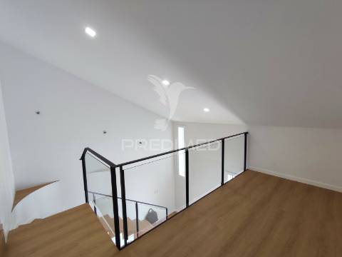 Moradia t3 totalmente remodelada em aver-o-mar, póvoa de varzim.