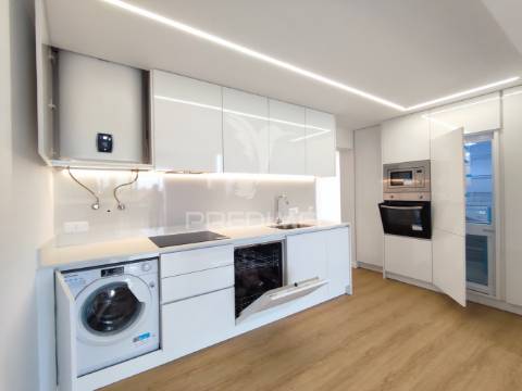 Moradia t3 totalmente remodelada em aver-o-mar, póvoa de varzim.