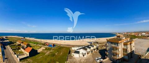 Moradia t3 totalmente remodelada em aver-o-mar, póvoa de varzim.