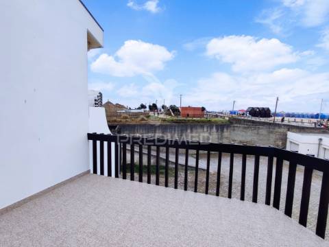 Moradia t3 totalmente remodelada em aver-o-mar, póvoa de varzim.