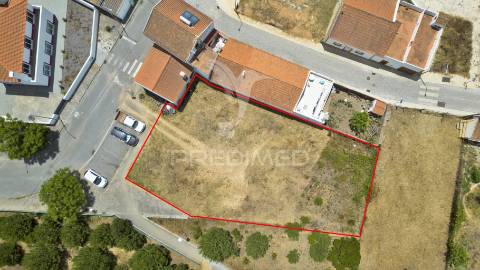 Lote de terreno para construção de 4 fogos em são teotónio