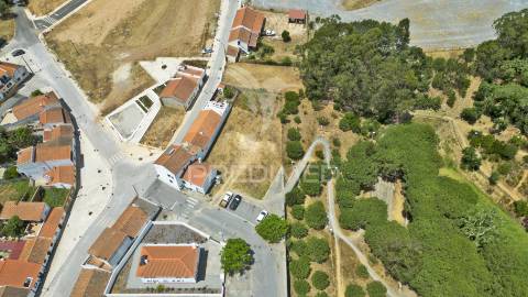 Lote de terreno para construção de 4 fogos em são teotónio