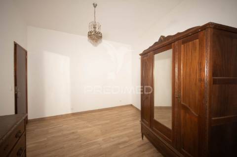 Moradia t4 em vila cortês do mondego