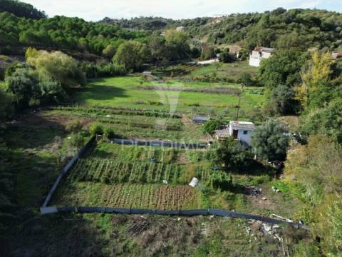 Descubra este magnífico terreno rústico com 5.440,m²,