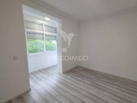 Apartamento t1 em arroios, lisboa