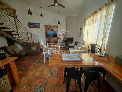 Moradia t5 em estombar