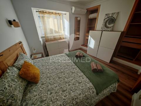 Moradia t5 em estombar