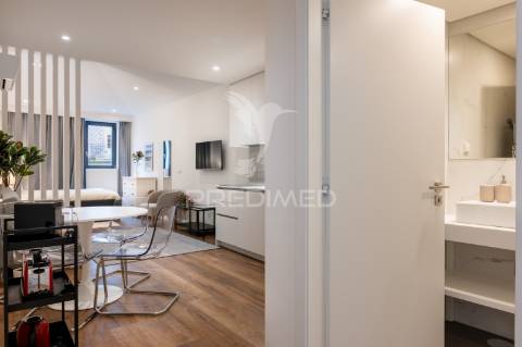 Apartamento t1 novo - junto à batalha - porto