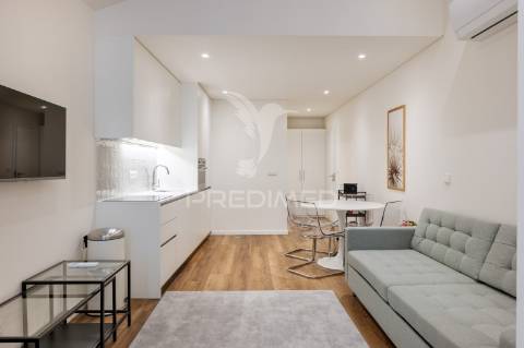 Apartamento t1 novo - junto à batalha - porto