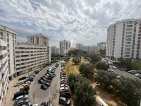 Apartamento t3 póvoa santa iria