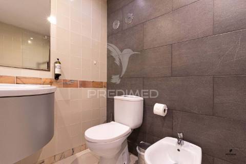 Apartamento t0 com vista mar no edificio alvor atlântico - alvor,