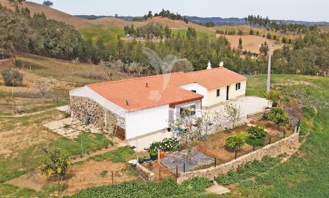 Quinta com 7,500 ha em são martinho das amoreiras