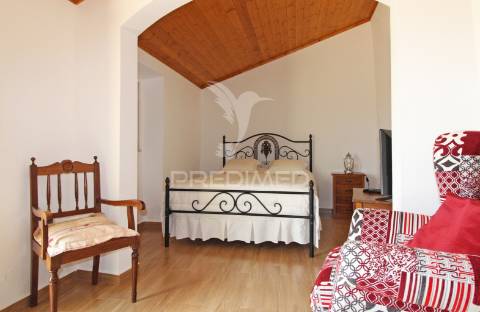 Quinta com 7,500 ha em são martinho das amoreiras