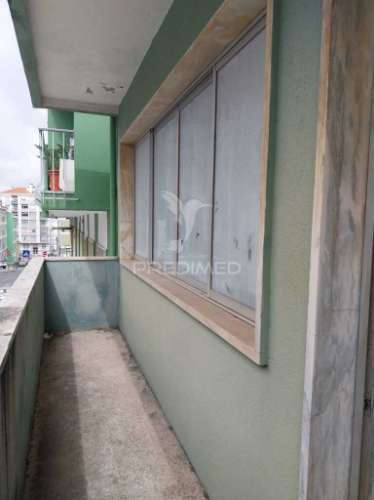 Loja agualva-cacém - 210 m2