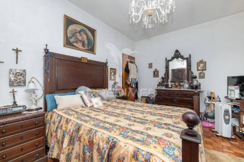 Quinta com dois artigos urbanos e um rústica com 5410 m2 junto á cidade de guimarães