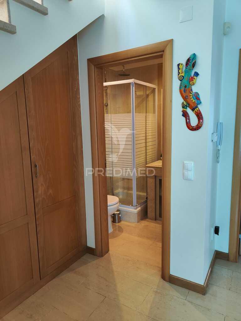 Moradia t3+1 em azeitão 168m²