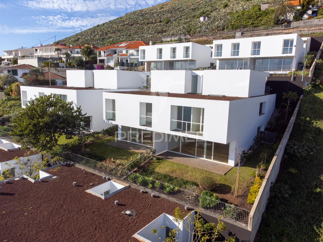 Moradia t3 na casa branca funchal
