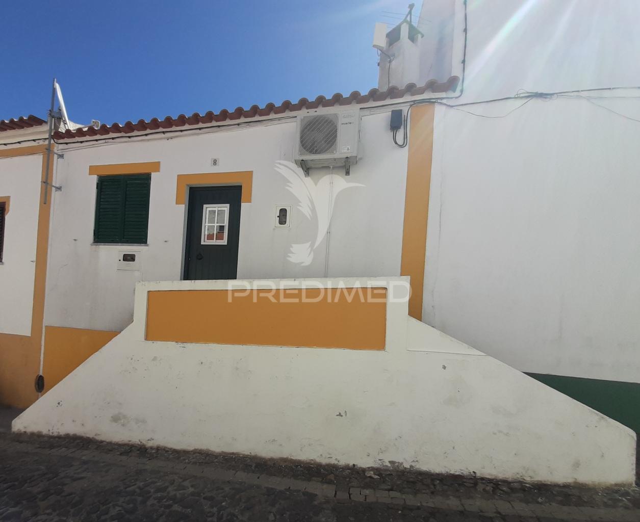 Moradia t1 pronta a habitar.