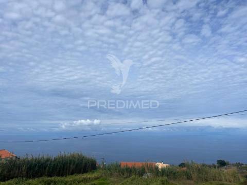 Terreno com 1.000 m2 na ponta do pargo