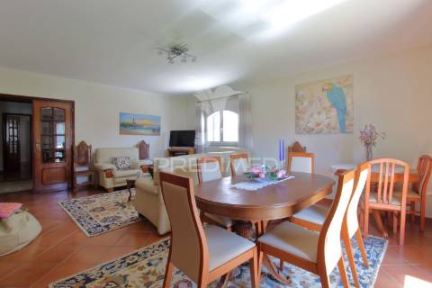 Moradia t4 em esgueira a 3 km do centro de aveiro