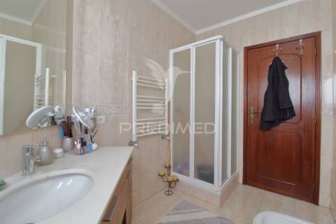 Moradia t4 em esgueira a 3 km do centro de aveiro