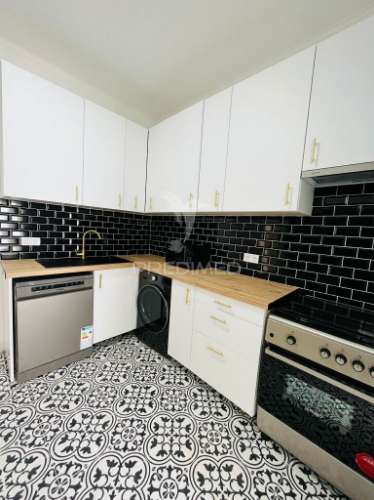 Moradia isolada em santo antónio da caparica.