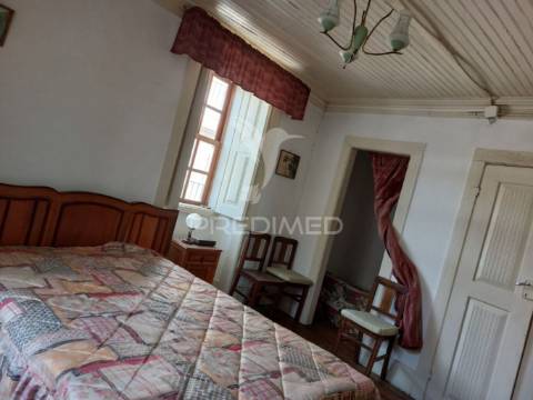 Casa rústica em maçainhas.