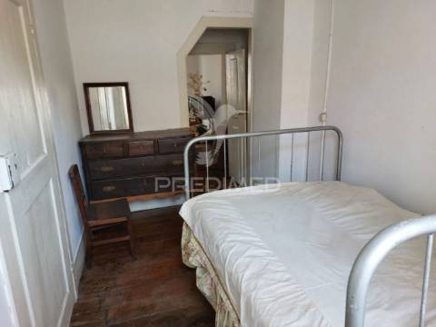 Casa rústica em maçainhas.