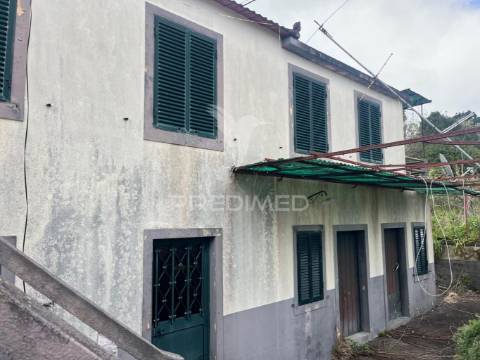 2 moradias na raposeira-calheta com 790m2 de terreno